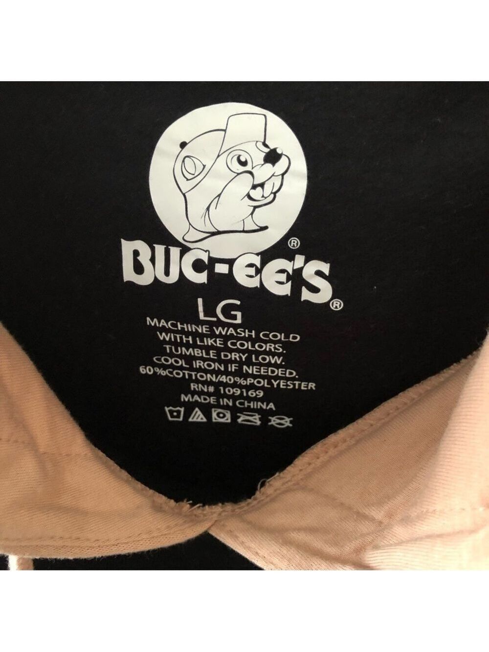 Buc-ee's Two-Tone Black and Tan Hoodie Iconic Beaver Logo Patch Mens Large - Picture 4 of 8